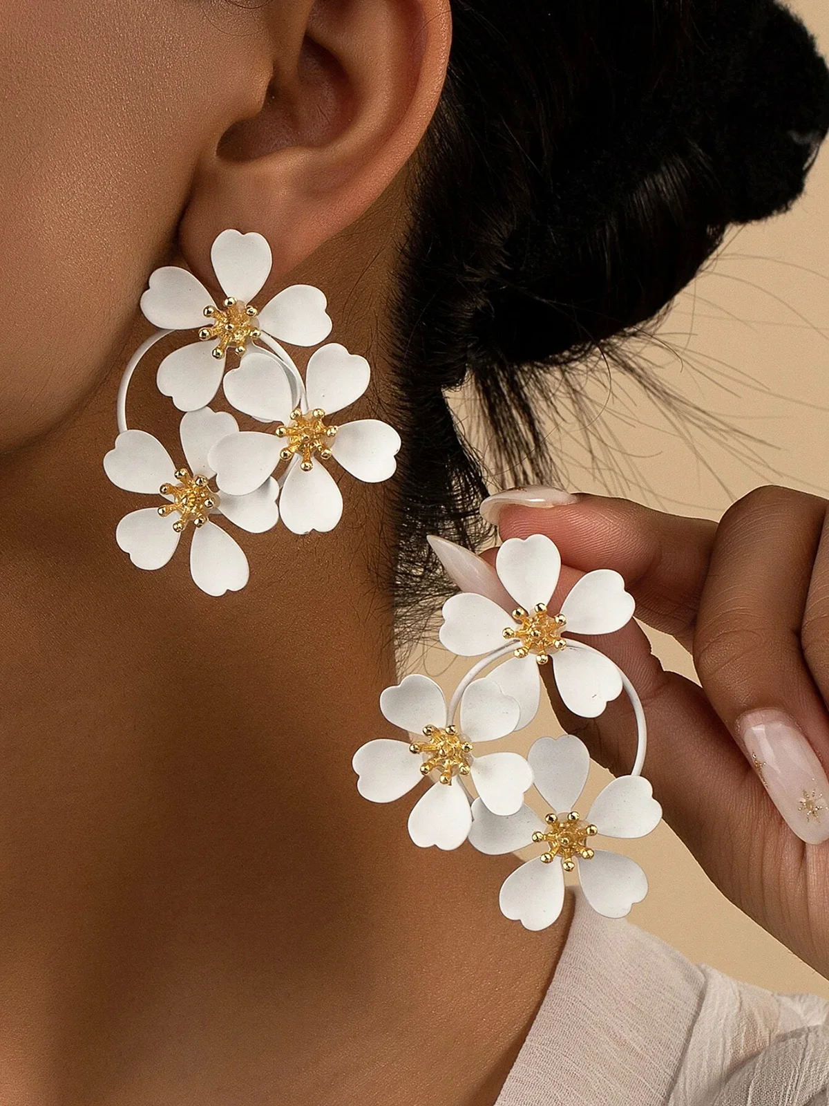 Elegant Floral Metal Dangle Earrings